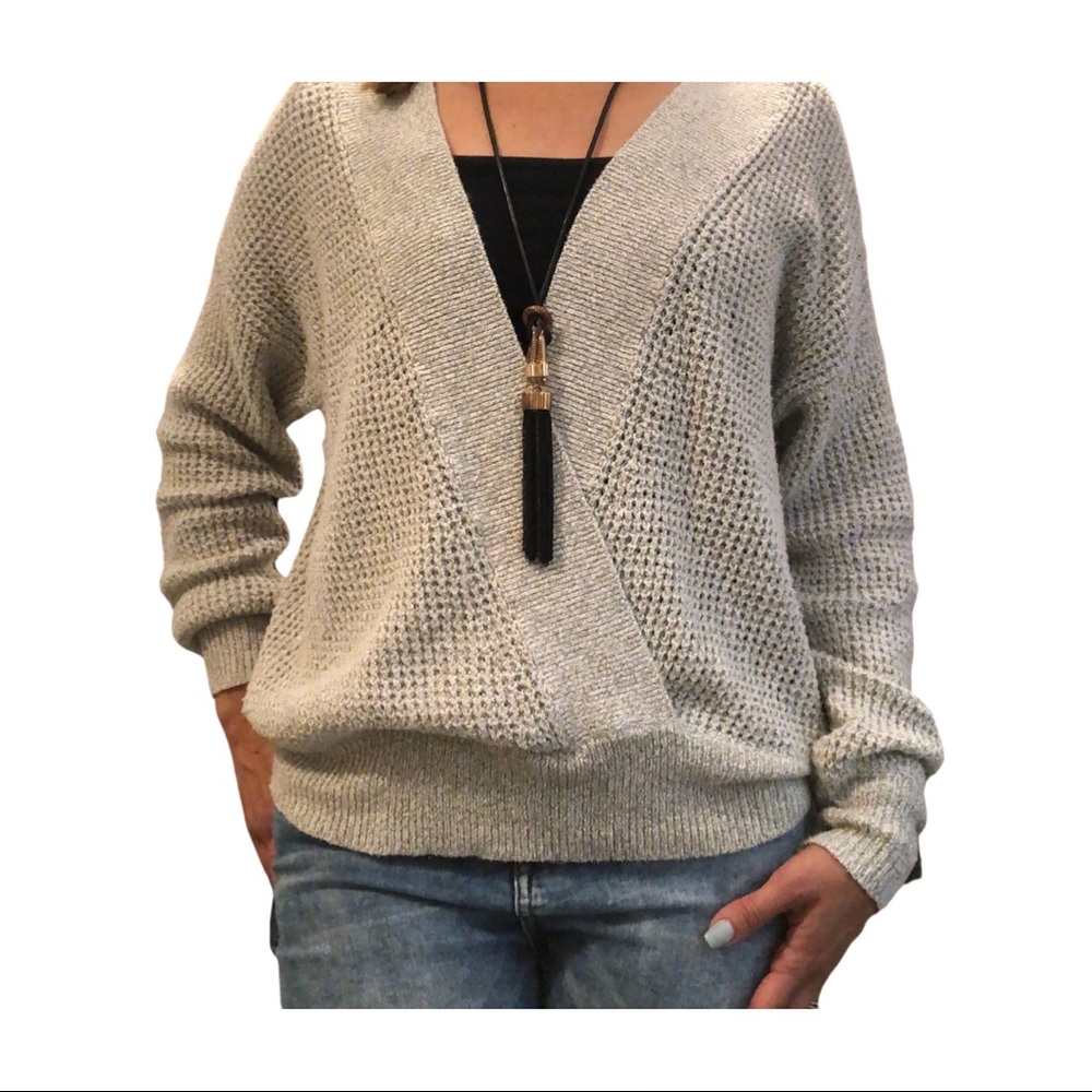 BDG Sweater size M